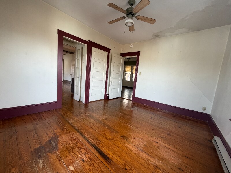 Building Photo - 529 Park Ave