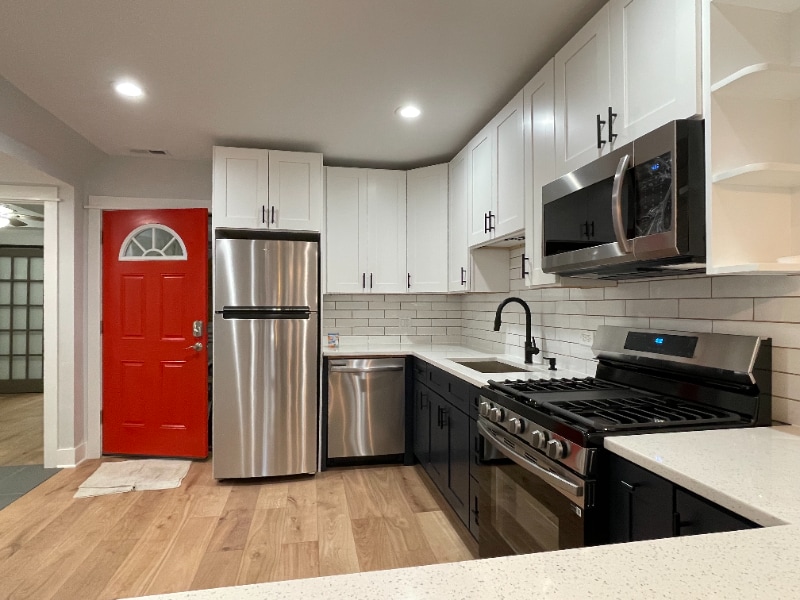 Building Photo - 4037 N St Louis Ave