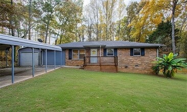 Building Photo - 4979 Paris Ave