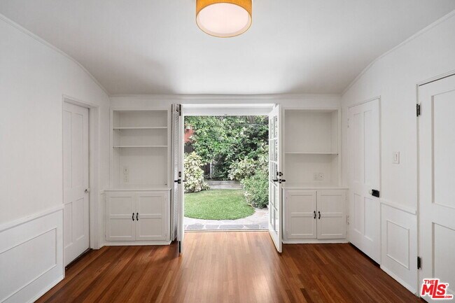 Building Photo - 2825 Haddington Dr