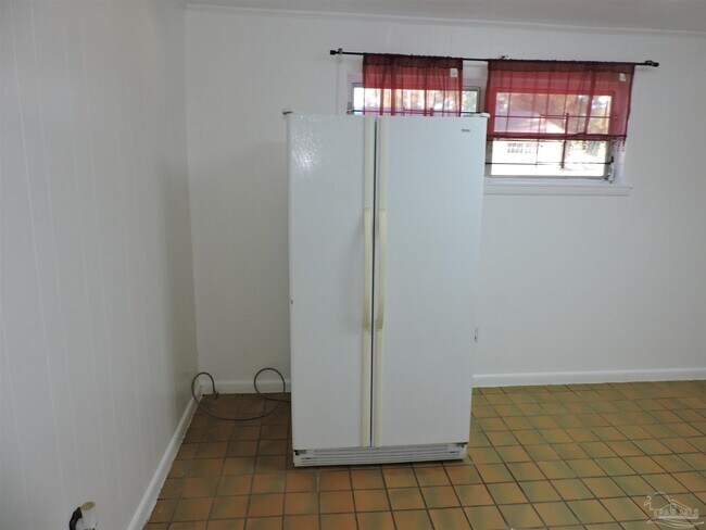 Building Photo - 146 Drew Cir