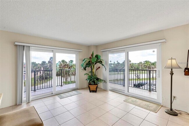 Building Photo - 3600 S Ocean Shore Blvd