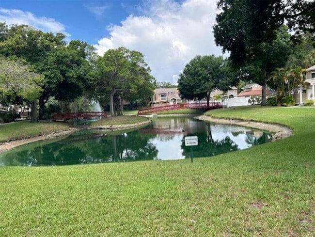 Building Photo - 7160 Sportsman Dr