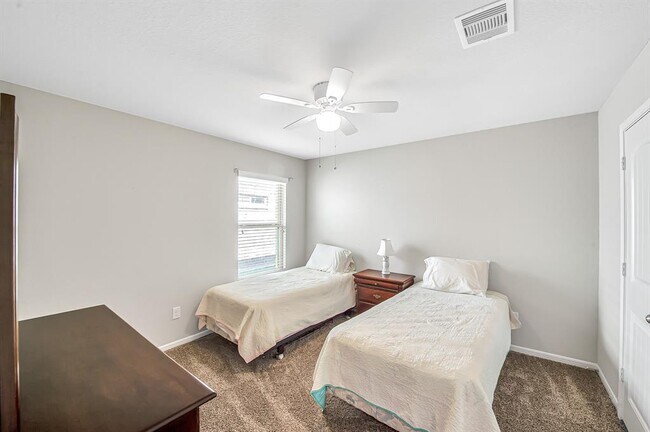 Building Photo - 3023 Dripping Springs Ct