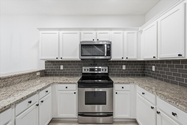 Building Photo - 13380 Georgian Ct