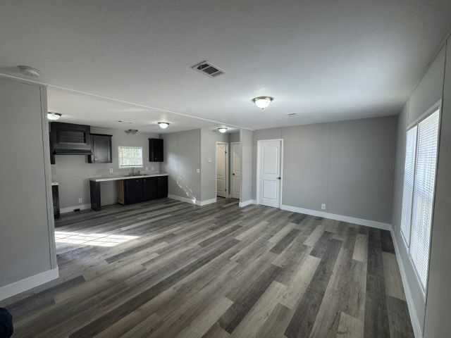 Building Photo - 2691 Vindale St