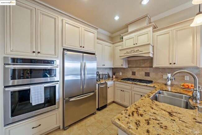 Building Photo - 1246 Sonata Dr