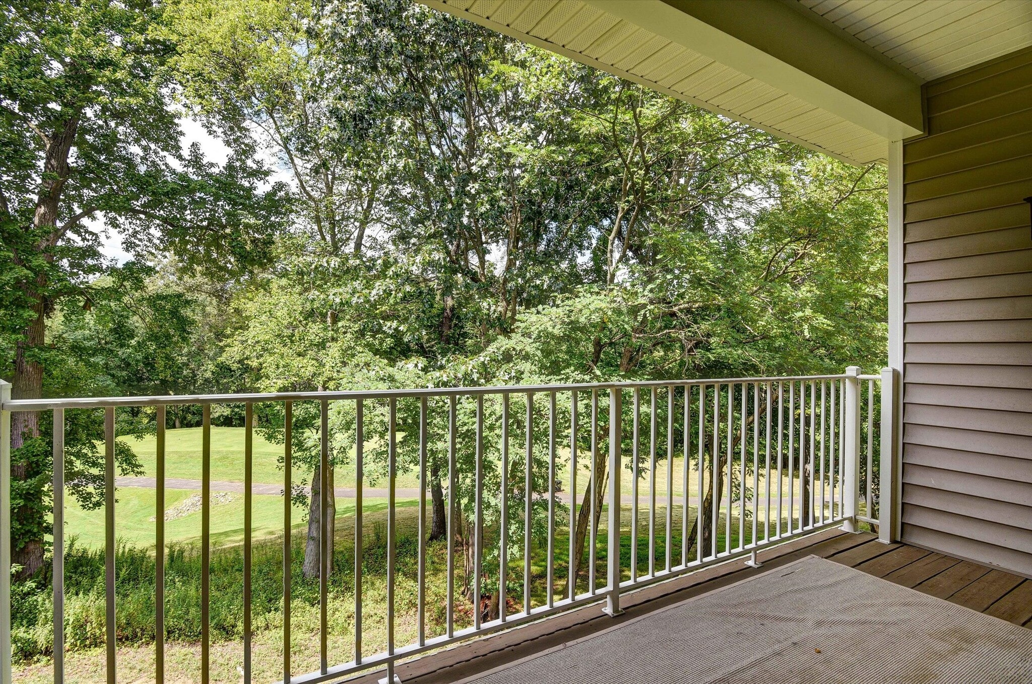 Building Photo - 594 Saint Andrews Pl