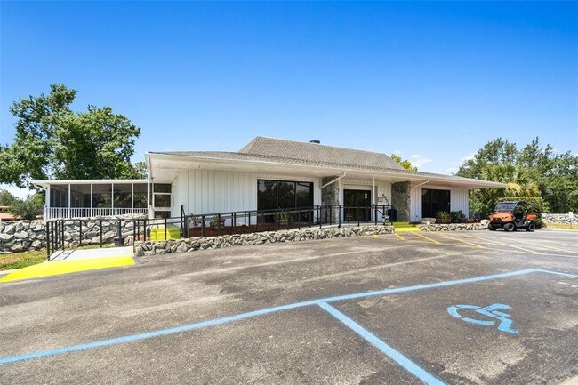 Building Photo - 23325 Club Villas Dr