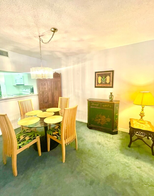 Building Photo - 9300 Clubside Cir