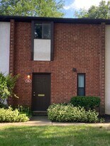 Building Photo - 96 Lancelot Ln