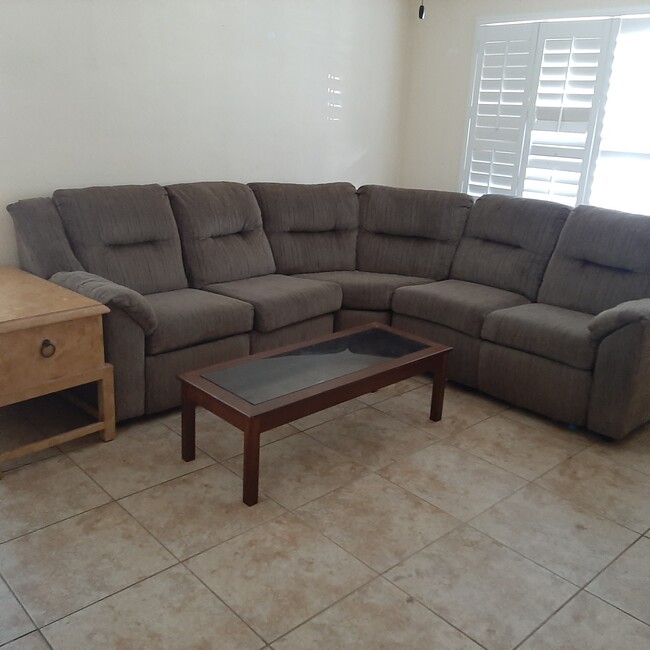 LIVING ROOM(WITH or without furniture) - 906 Hartford Dr