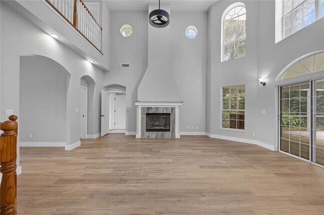 Building Photo - 1628 SE 29th Terrace