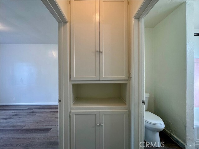 Building Photo - 516 E Lomita Ave