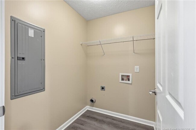 Building Photo - 3308 Harbour Pointe Pl