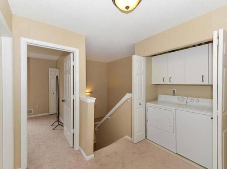 Building Photo - 6475 Regency Ln