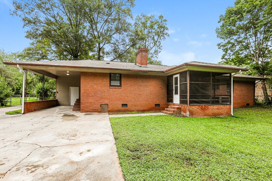 Building Photo - 758 Denning Pl