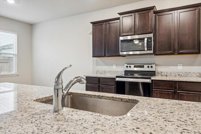 Building Photo - 3971 Turtle Creek