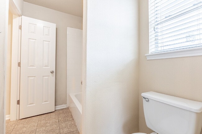 Building Photo - 630 Hookberry Trail