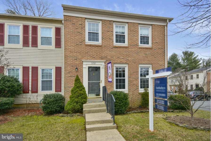 Building Photo - Private Bedroom/Bath - 5721 Edgewater Oak Ct