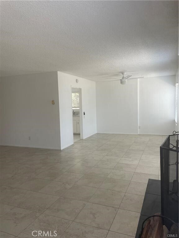 Building Photo - 730 Amigos Way