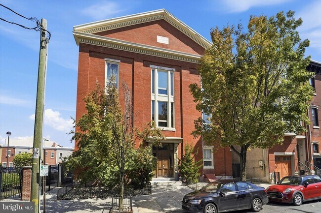 Building Photo - 655 59 N 16th Street Unit 1