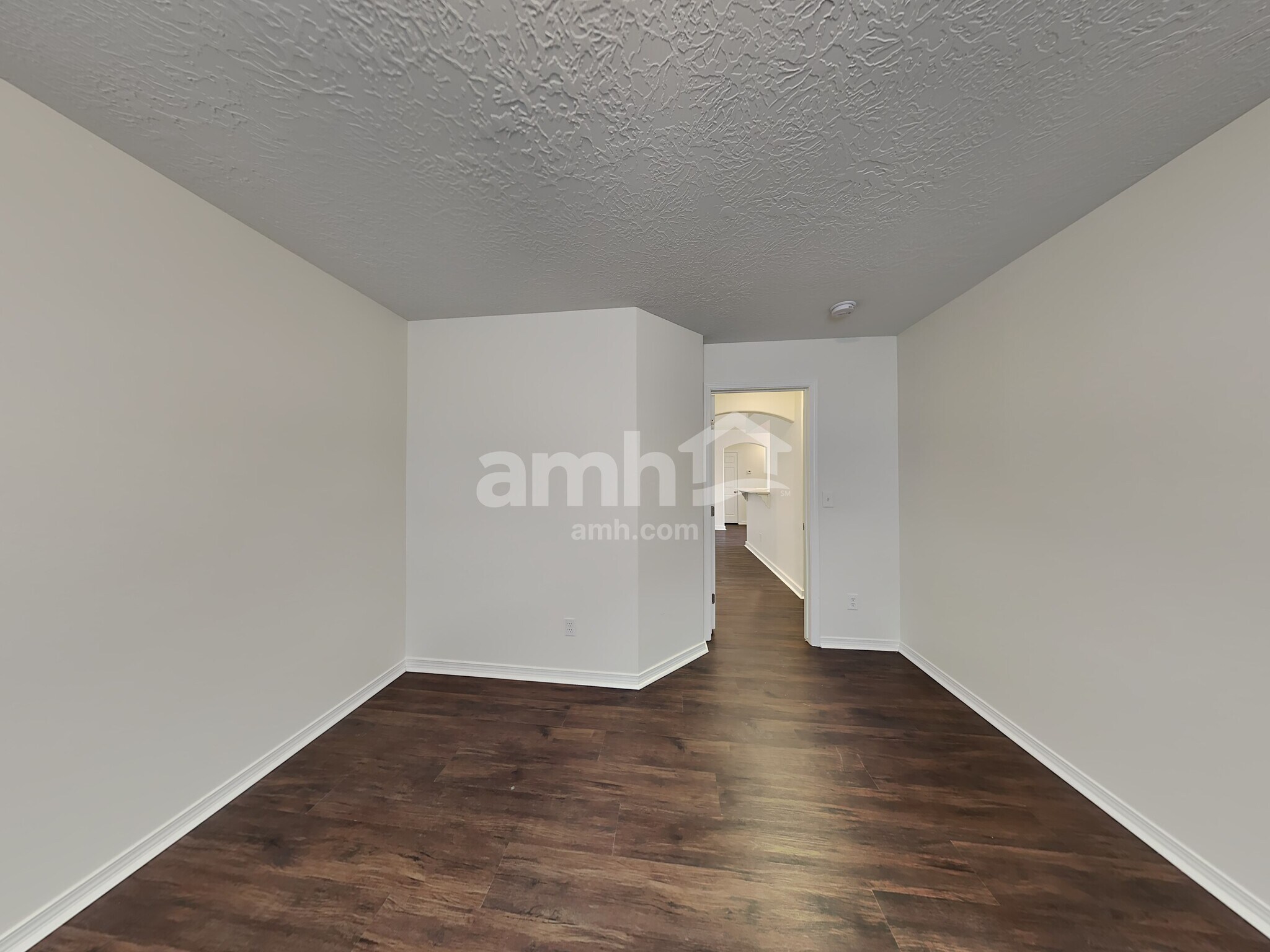Building Photo - 536 N Copper River Dr
