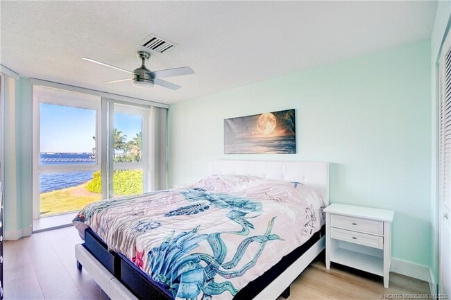 Building Photo - 2370 NE Ocean Blvd