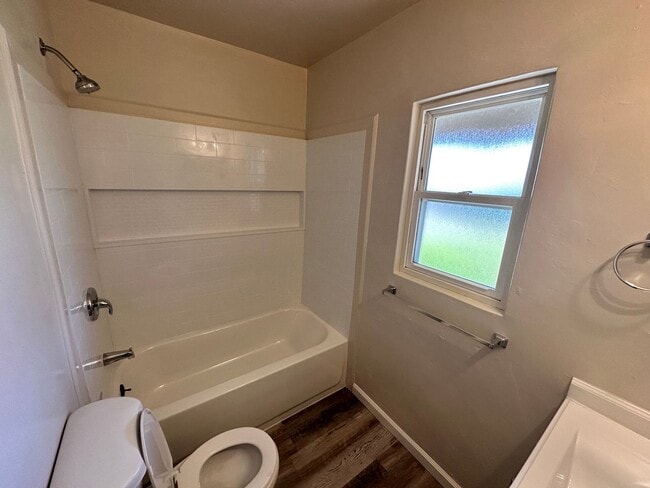 Building Photo - APPLY FOR THIS BEAUTIFUL HOME TODAY!