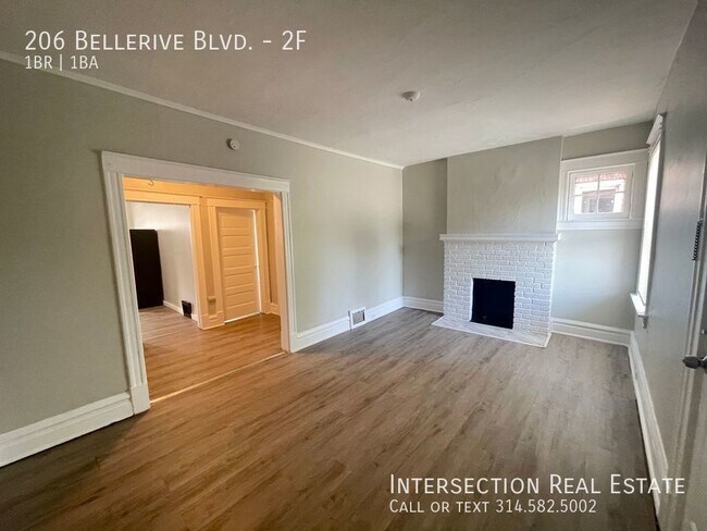 Building Photo - 206 Bellerive Blvd