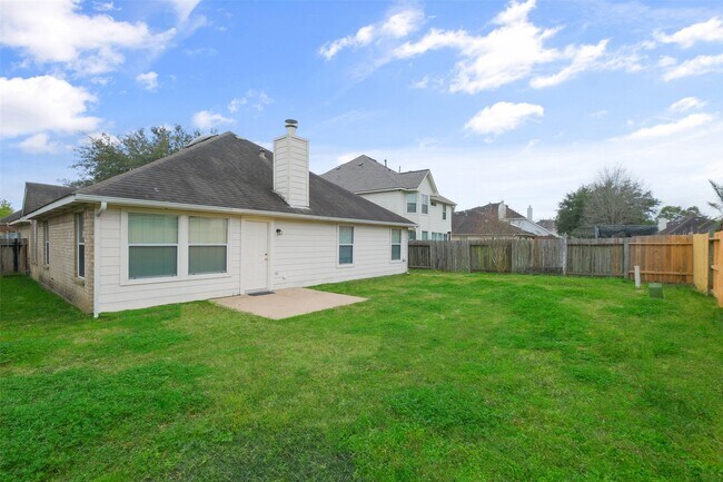Building Photo - 2610 Easton Springs Ct