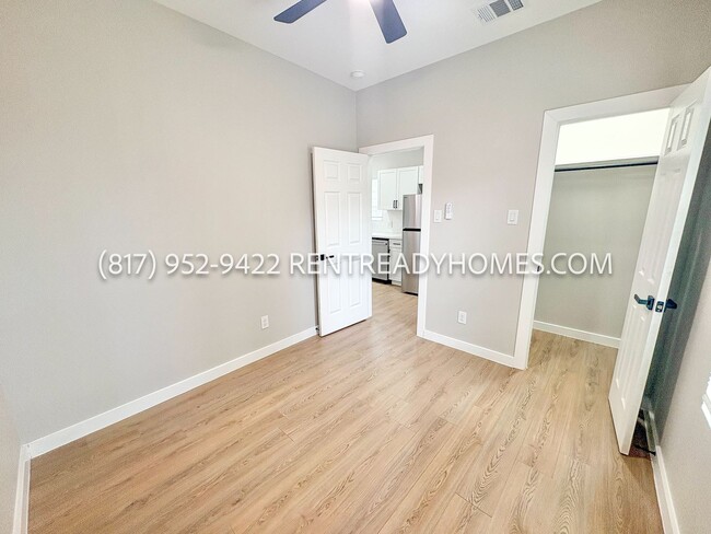 Building Photo - 6534 Myrtle St