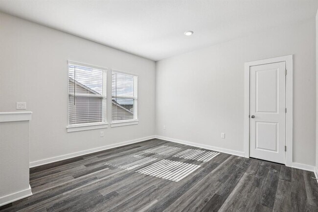 Building Photo - 2337 Moon Tower Trl