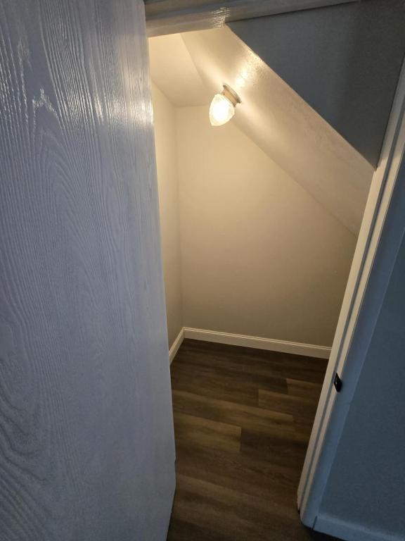 Building Photo - 91-95 Otsego St-Apt A