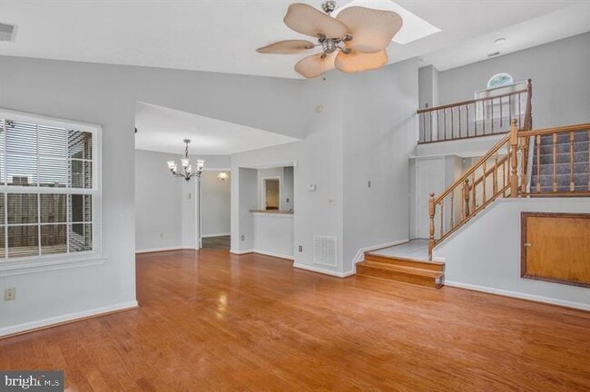 Building Photo - 4325 Lord Fairfax Ct