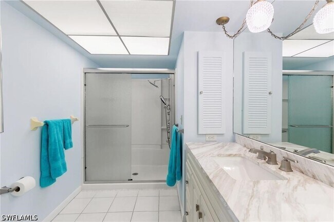 Building Photo - 751 Orchid Ct