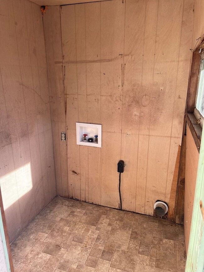 Building Photo - Arlington Home