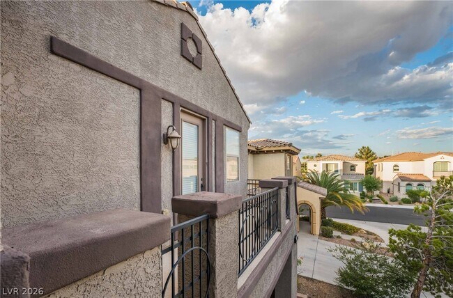 Building Photo - 220 Via Mezza Luna Ct