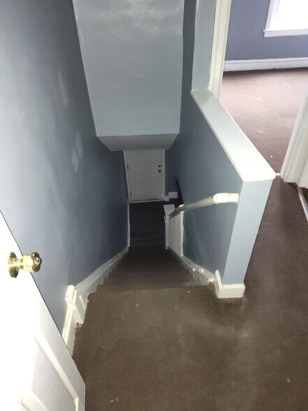 Building Photo - 4320 N Darien St