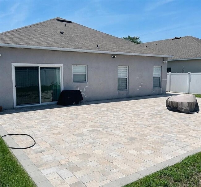 Building Photo - 7780 Newlan Dr