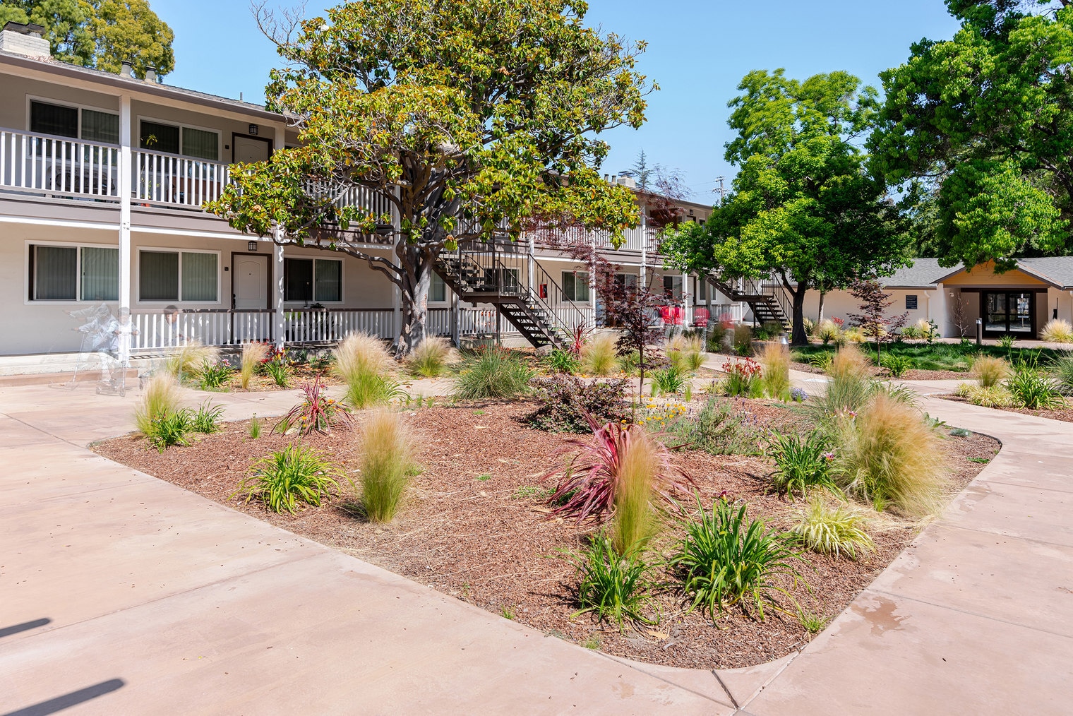 Building Photo - 910 Rockefeller Dr