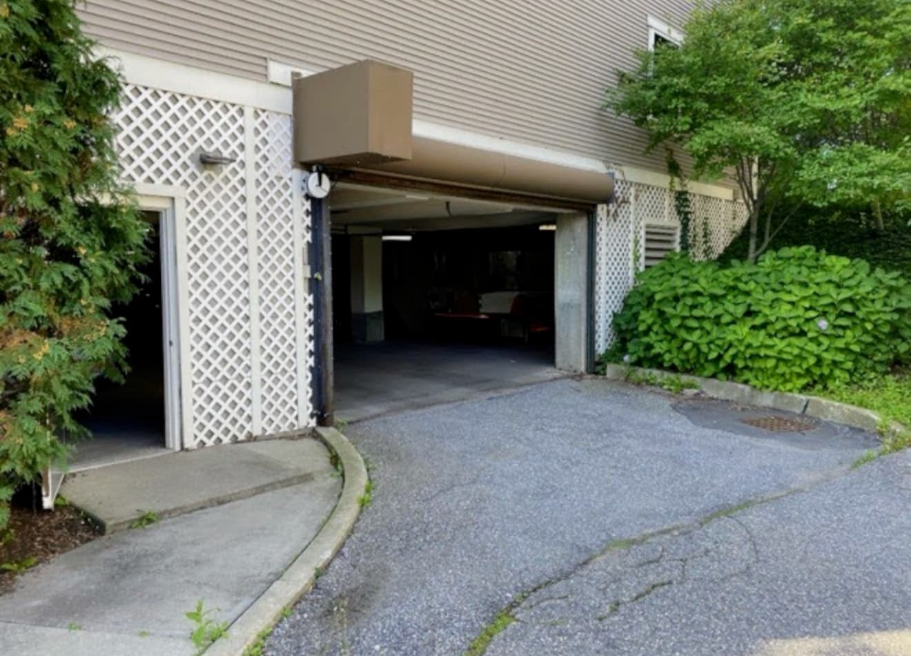 Building Photo - 160 Wiley Rd