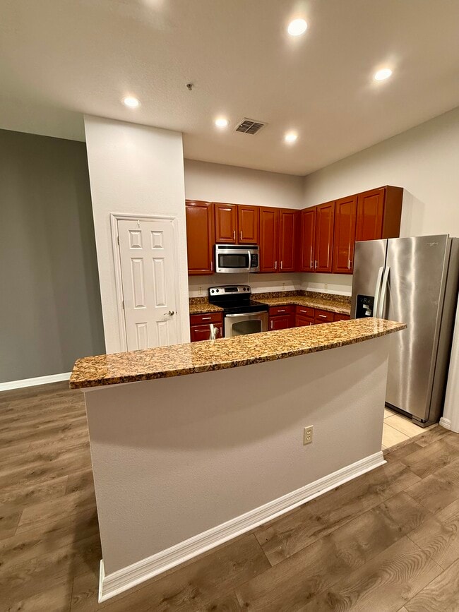 Kitchen - 3712 Avalon Park E Blvd