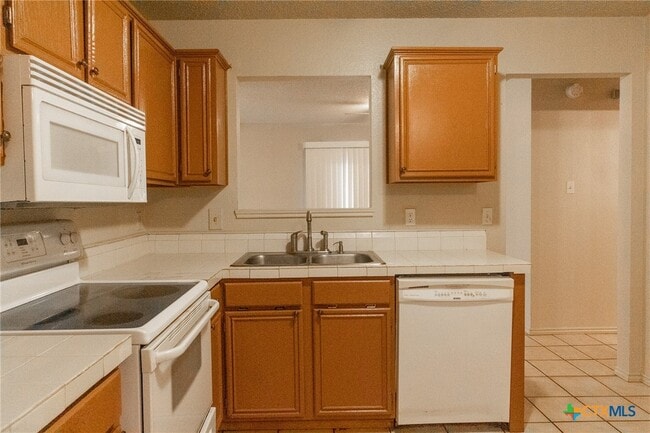 Building Photo - 1301 Westway Dr