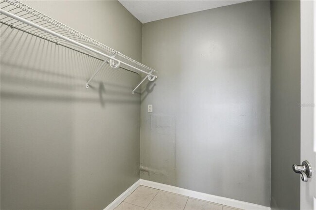 Building Photo - 2914 Cypress Green Dr