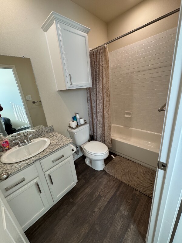 Building Photo - 3601 Barnacle Dr
