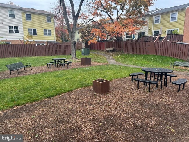 Building Photo - 7734 Trevino Ln