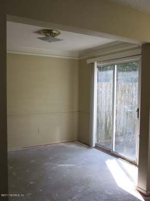 Building Photo - 10994 Traci Lynn Dr