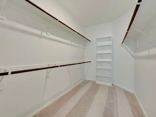 Building Photo - 2418 Humble Wy