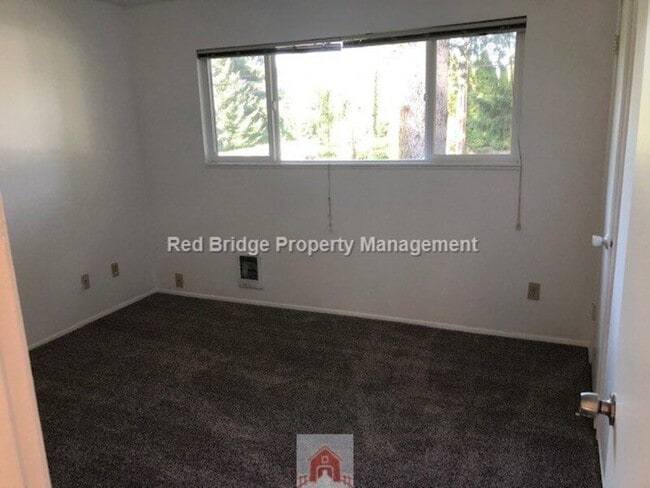 Building Photo - 14545 SW Hall Blvd